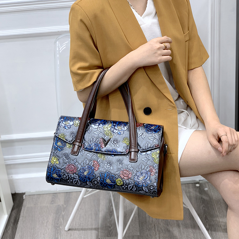 Luxury Bags Vegan - Vintage 3D Embossed Floral Handbags for