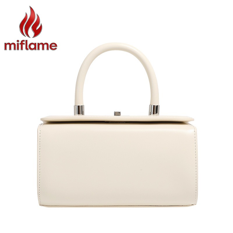 Luxury Bags Everyday - Minimalist Everyday Shoulder Bag for Women