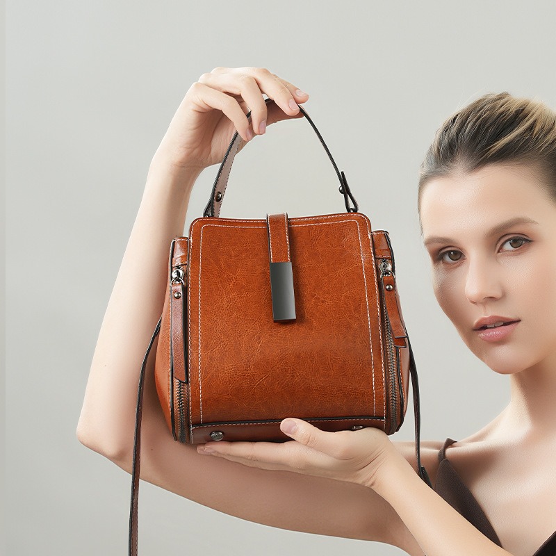 Genuine Leather Crossbody Bag  - Quiet Luxury Bags Crossbody ulasan dan harga
