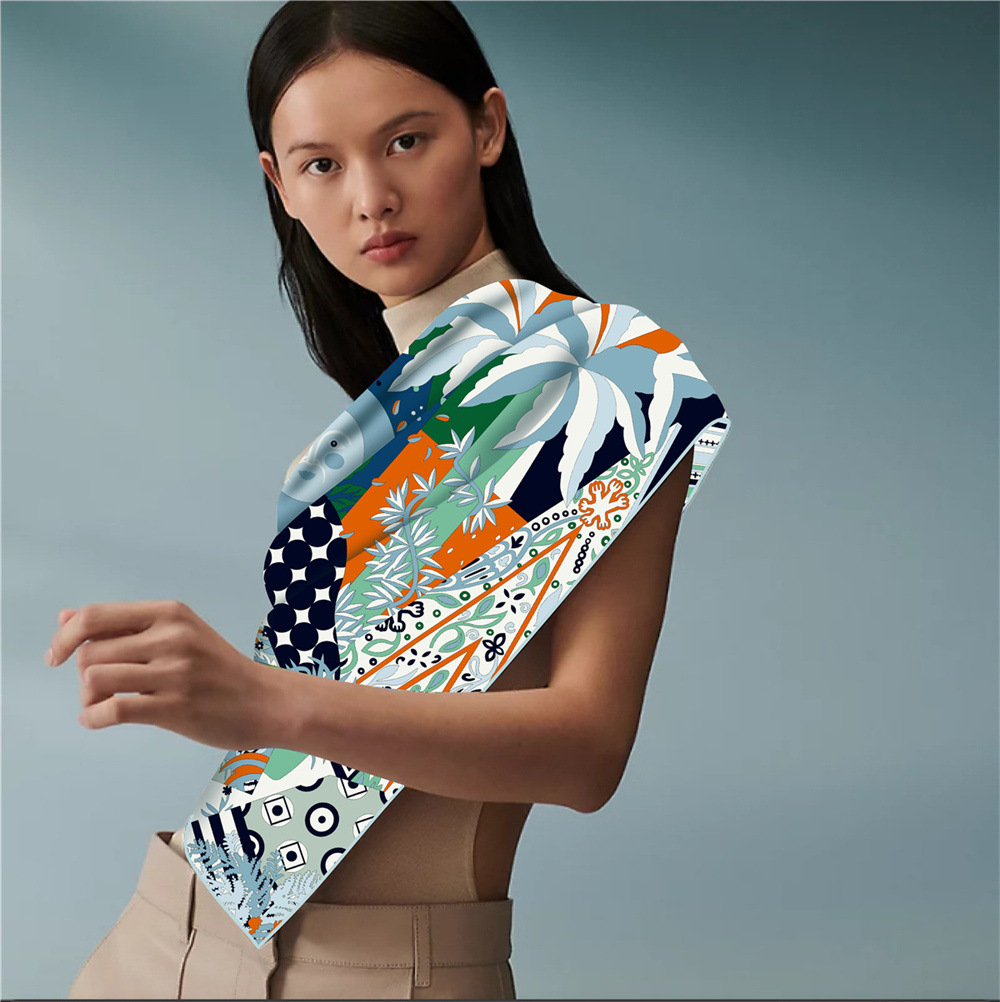 Vintage Women Silk Scarf Trian - Luxury Bags Vintage ulasan dan harga