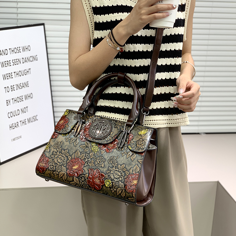 Vintage Floral Embossed Tote B - Luxury Bags Vegan ulasan dan harga